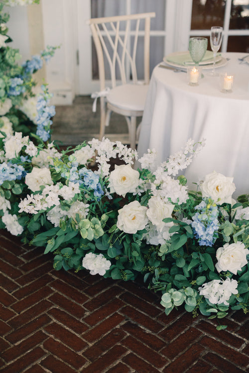 The Anastasia Aisle flowers