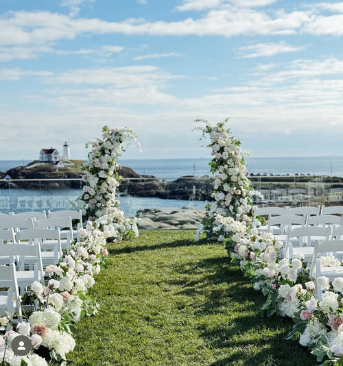 The Charlotte aisle flowers