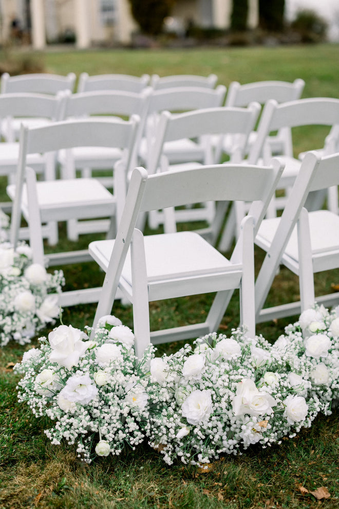 Baby’s Breath Table & Aisle flowers