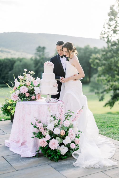 Cake Table arrangements